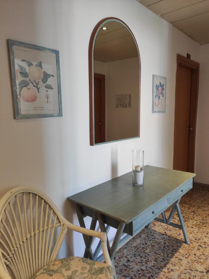 Hotel Imperia Marciana Marina  Buitenkant foto