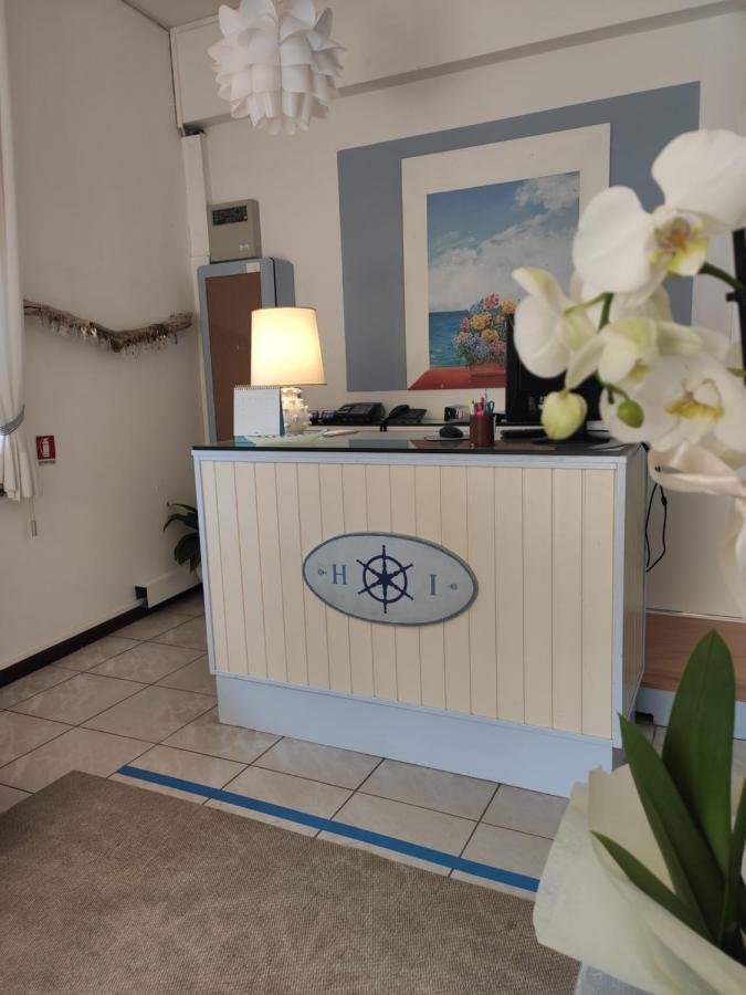 Hotel Imperia Marciana Marina  Buitenkant foto